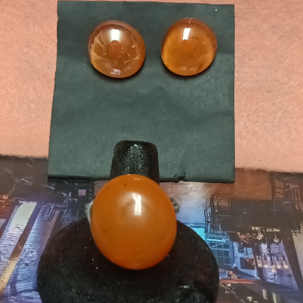 Jewelry - Picture 2 of 4